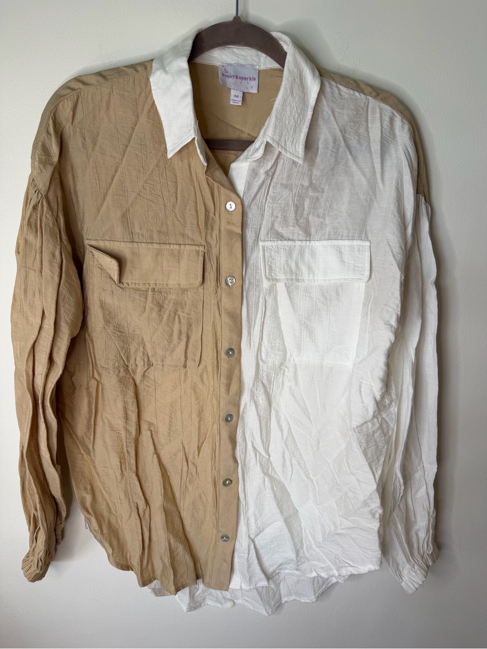 Honey & Sparkle Two-Tone Beige and White Button-Up Shirt blouse size medium